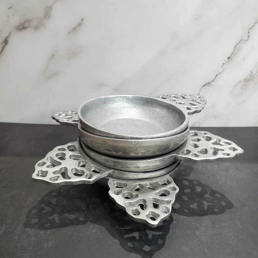 Lot of 5 Vintage The Olde Bradford Co Pewter-Like Porringer Bowls Colonial Style